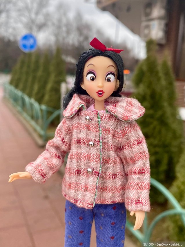 Прогулка Снежки — Куклы Disney Animators и Принцессы Диснея: Disney Store