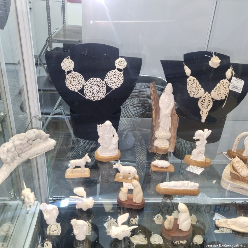 Куклы и статуэтки с выставки "Ладья "