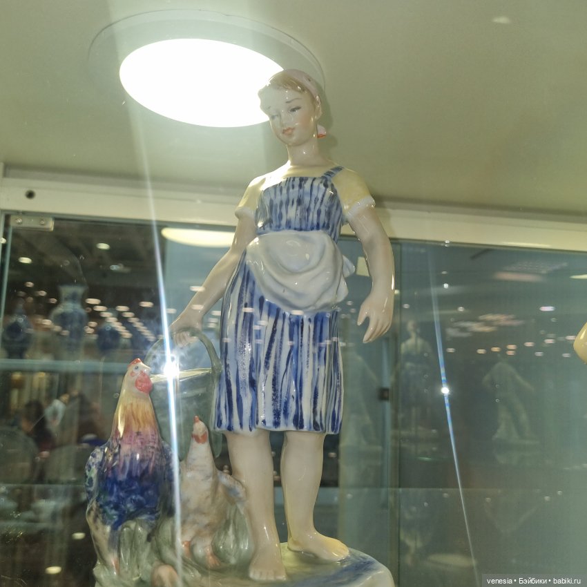 Куклы и статуэтки с выставки "Ладья "