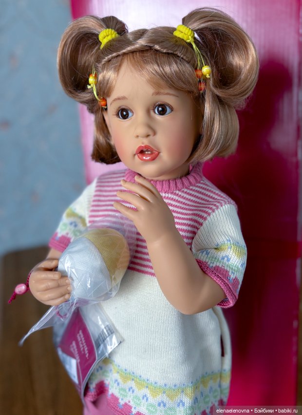 Тувочка от Gotz и Sissel Bjorstadt Skille, из серии Берлинские девочки