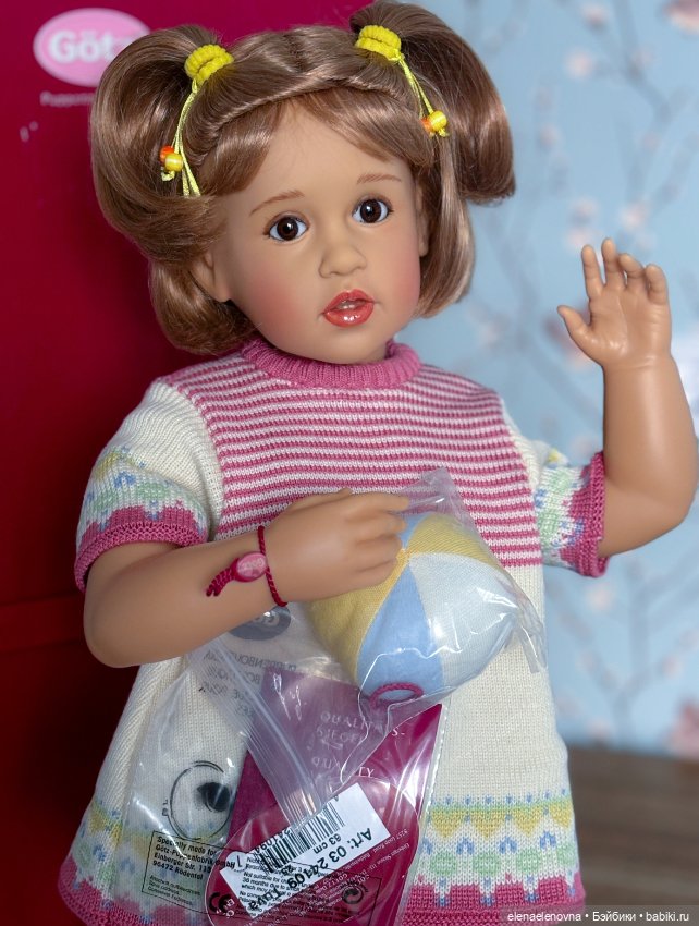 Тувочка от Gotz и Sissel Bjorstadt Skille, из серии Берлинские девочки