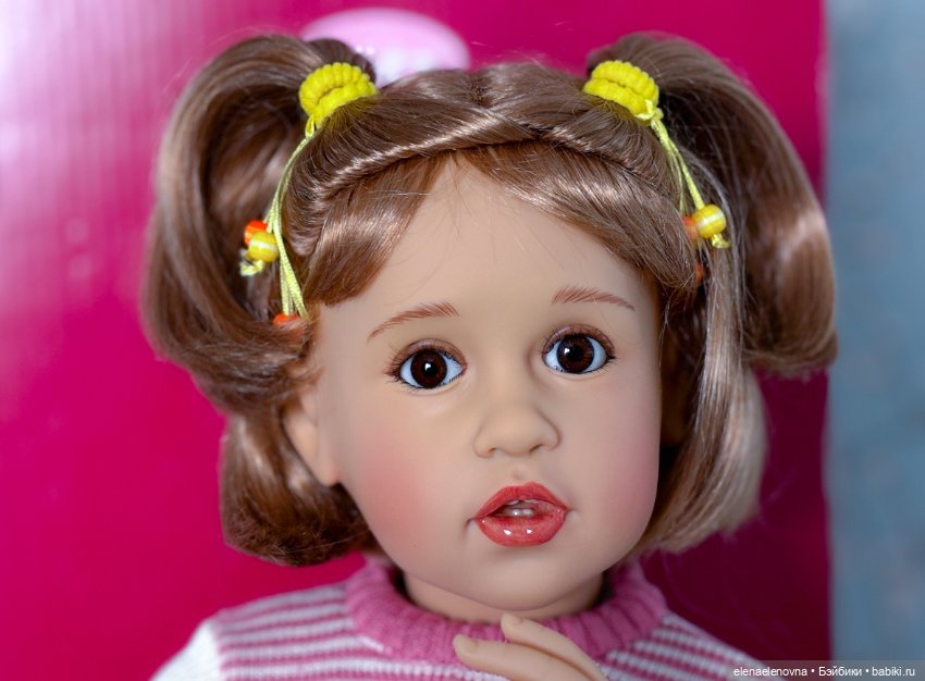 Тувочка от Gotz и Sissel Bjorstadt Skille, из серии Берлинские девочки