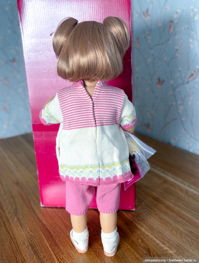 Тувочка от Gotz и Sissel Bjorstadt Skille, из серии Берлинские девочки