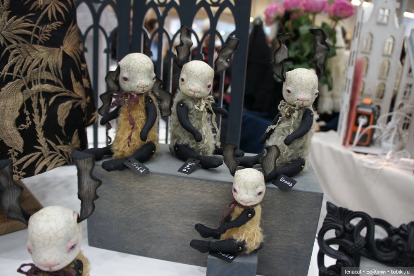 Весенний бал кукол на Тишинке. Март 2025г. Фото репортаж с выставки. Часть 3