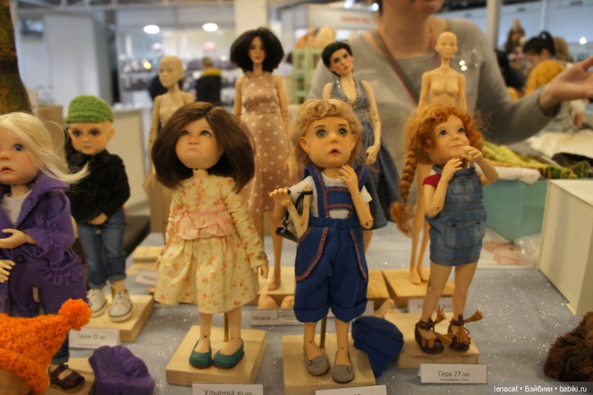 Весенний бал кукол на Тишинке. Март 2025г. Фото репортаж с выставки. Часть 3