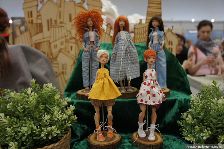 Весенний бал кукол на Тишинке. Март 2025г. Фото репортаж с выставки. Часть 1