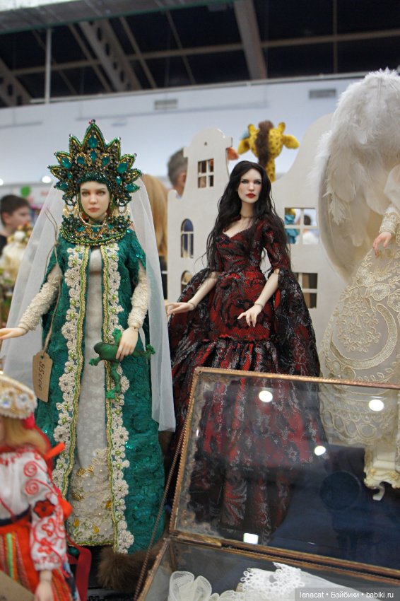 Весенний бал кукол на Тишинке. Март 2025г. Фото репортаж с выставки. Часть 1