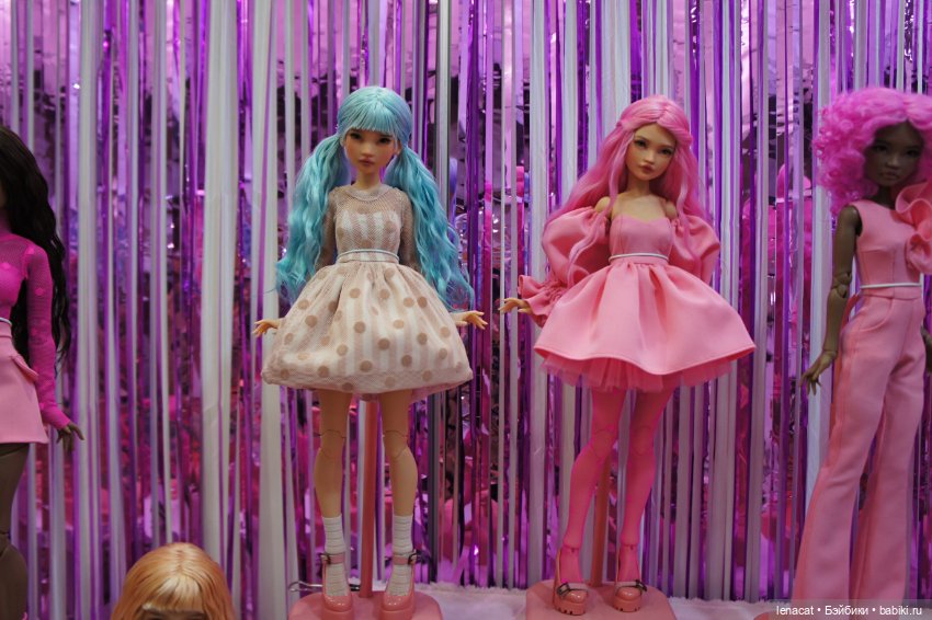 Весенний бал кукол на Тишинке. Март 2025г. Фото репортаж с выставки. Часть 1