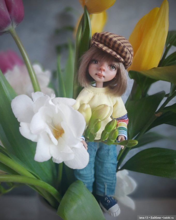 С праздником, милые девочки (фото 2)