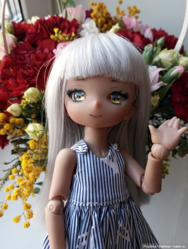 Мы с Юки поздравляем всех с 8 марта