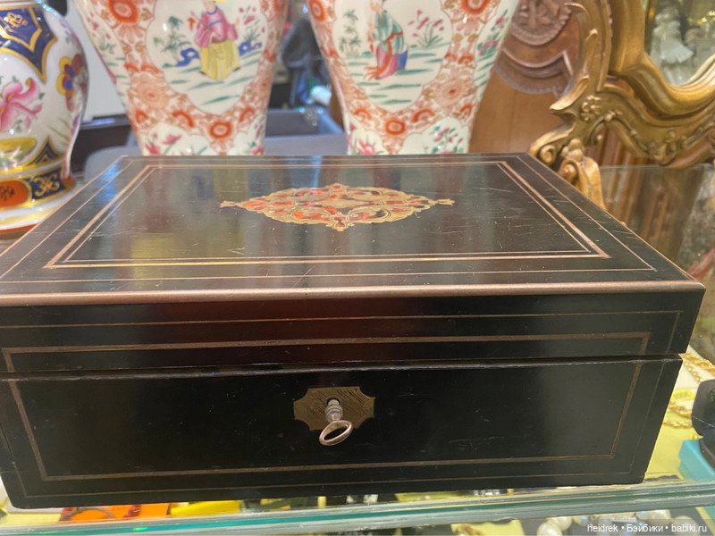 Шкатулка для рукоделия и шитья эпохи Наполеона 3, Франция