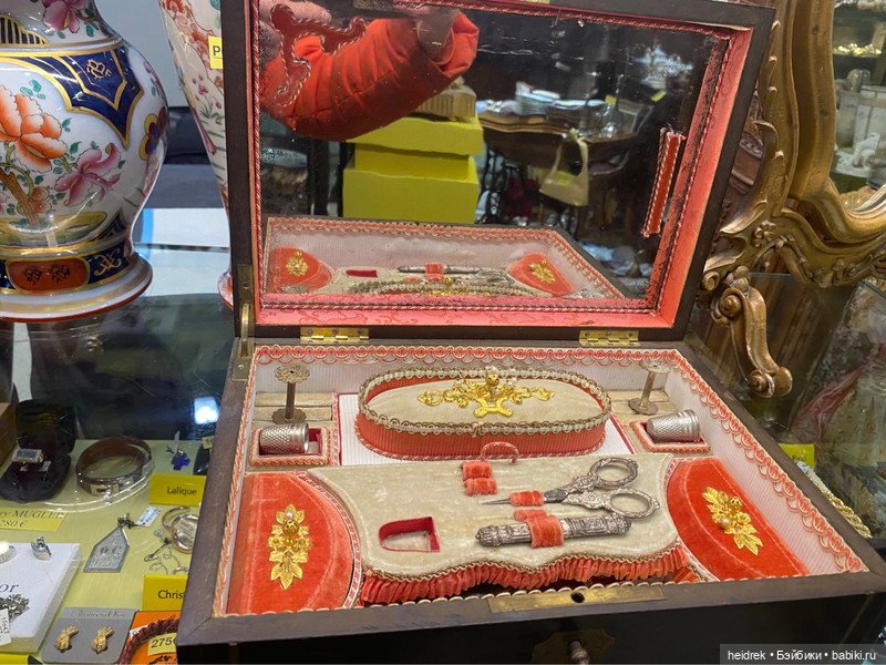 Шкатулка для рукоделия и шитья эпохи Наполеона 3, Франция (фото 2)