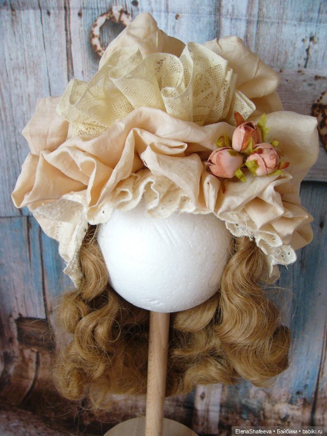 Вот сегодня закончила боннет для антикварной куклы (фото 5)