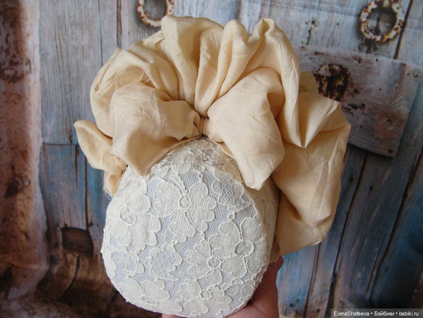 Вот сегодня закончила боннет для антикварной куклы (фото 6)