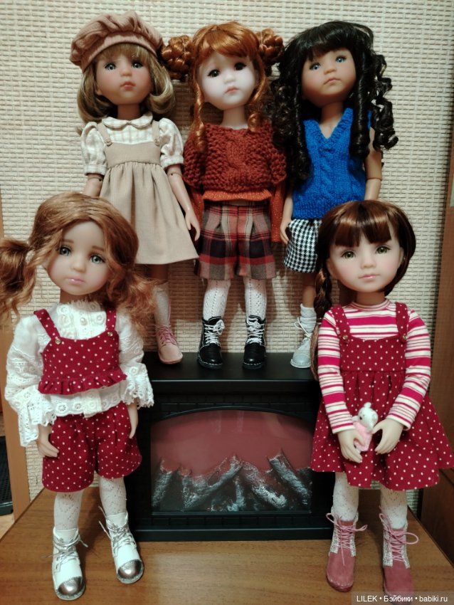 Девочки Руби ред Ruby red. Нас уже пятеро.) .))