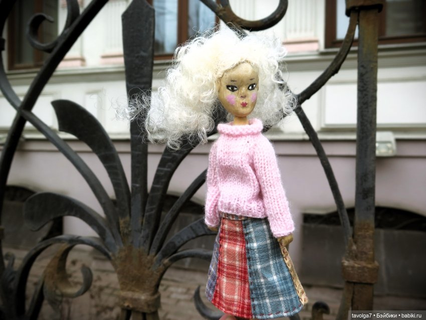 Авторская деревянная кукла по мотивам Mamzelle de Paris (фото 8)