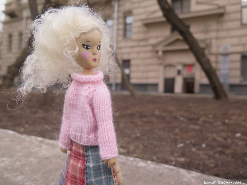 Авторская деревянная кукла по мотивам Mamzelle de Paris