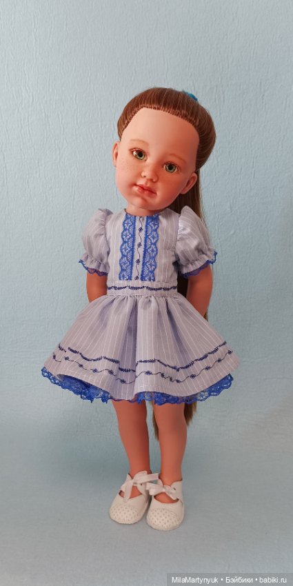 Голубое платье — Одежда и обувь для кукол своими руками: фото