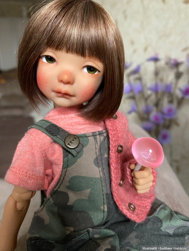 Новая девочка от ирреалов Айне