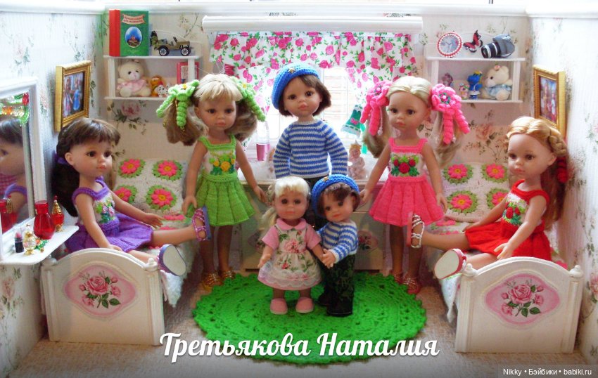 Одежда и обувь для кукол Шадива/Shadiwa