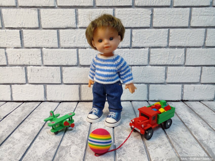 Одежда и обувь для кукол Шадива/Shadiwa (фото 9)