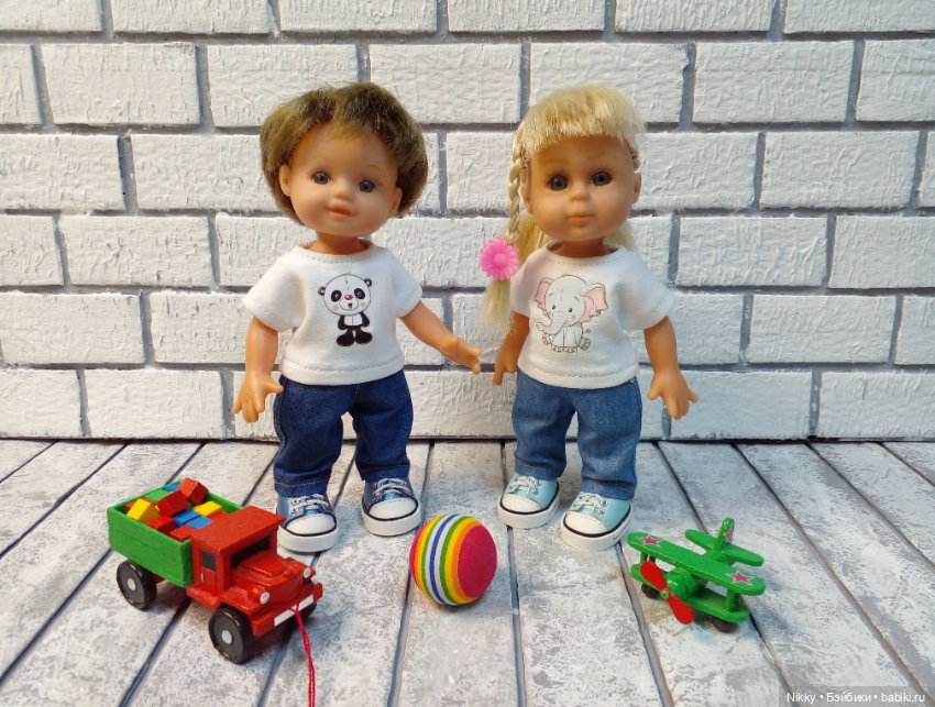 Одежда и обувь для кукол Шадива/Shadiwa