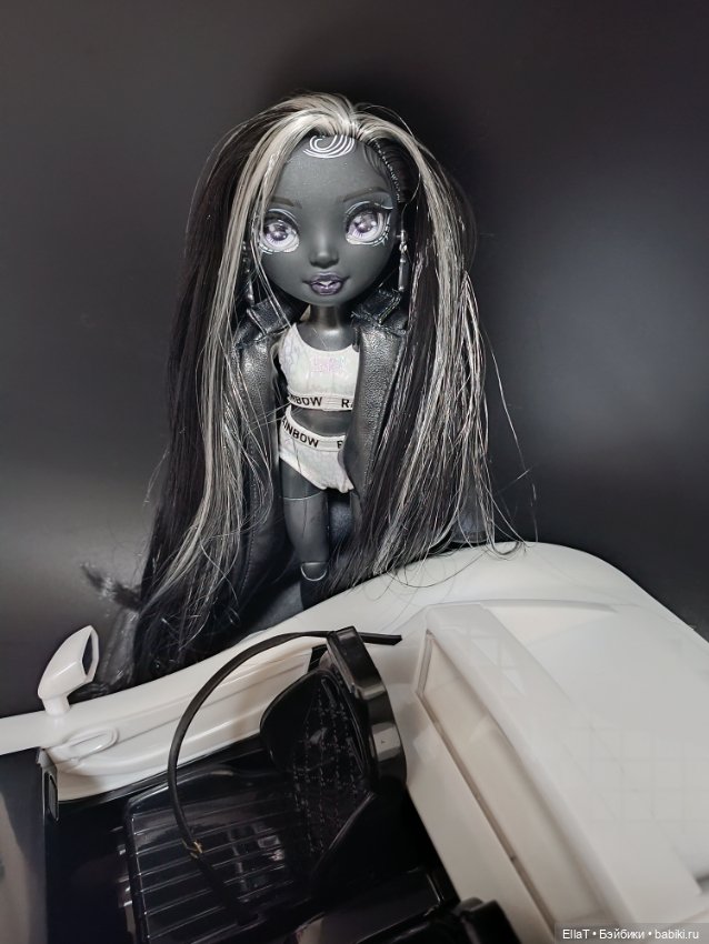 Шанель. Леди в красном — Куклы Rainbow High (Рейнбоу Хай (фото 5)