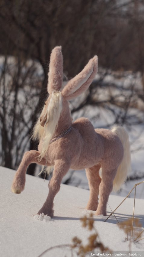 Нежный Конёк - Горбунок для кукол Готц