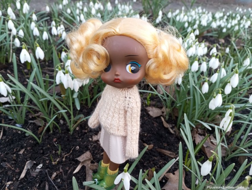 Буся и подснежники — Азиатские виниловые куклы (разное): Китай