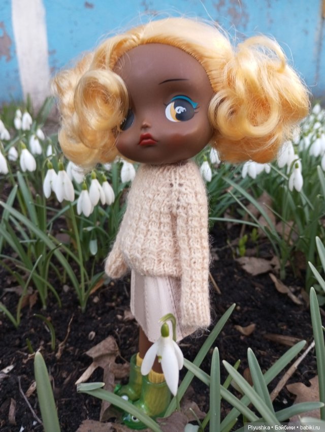 Буся и подснежники — Азиатские виниловые куклы (разное): Китай