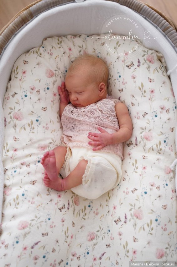 Gloria скульптора Priscila Lopez, автор прототипа Alexa Calvo