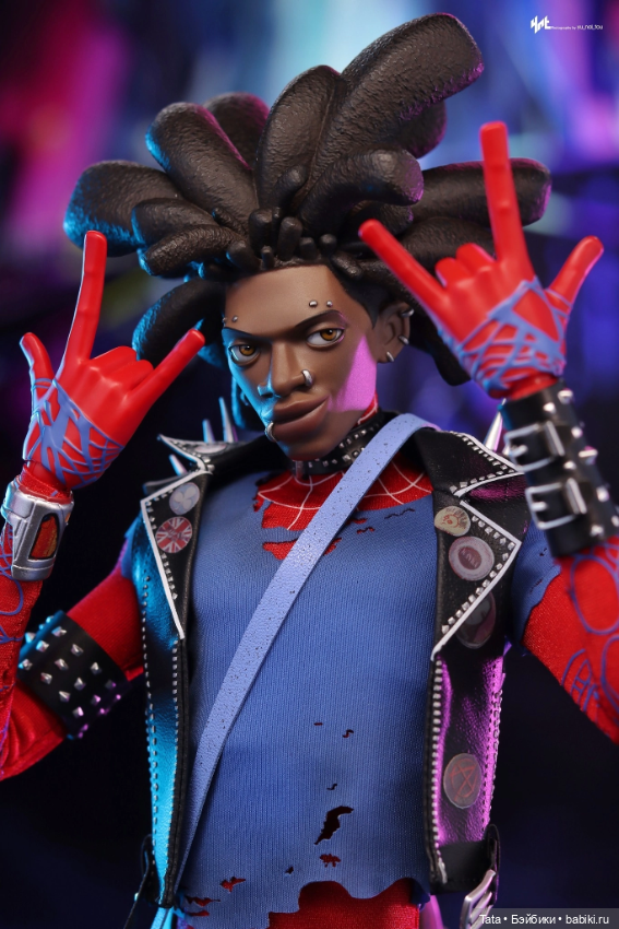 Фигурка Spider Punk - Hot Toys (фото 8)