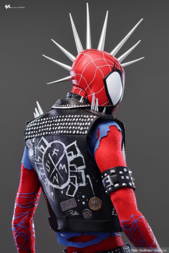 Фигурка Spider Punk - Hot Toys (фото 2)