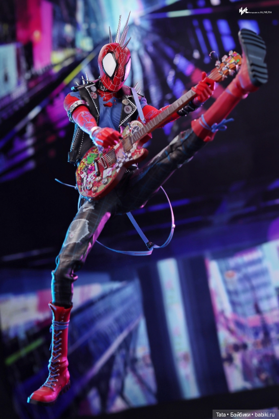 Фигурка Spider Punk - Hot Toys (фото 5)