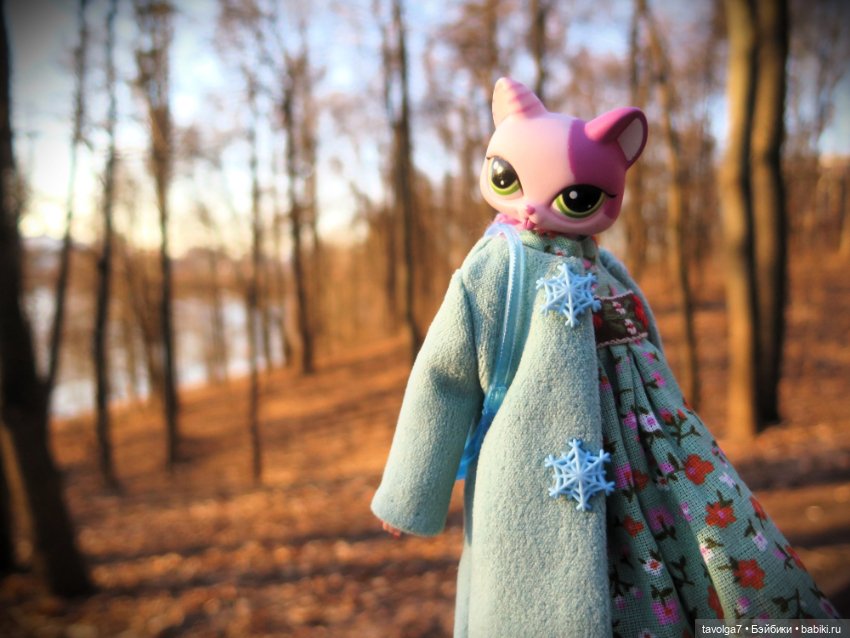 Девочка-кошечка из клана Blythe Littlest Pet Shop