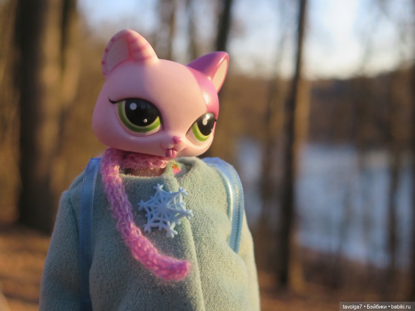 Девочка-кошечка из клана Blythe Littlest Pet Shop