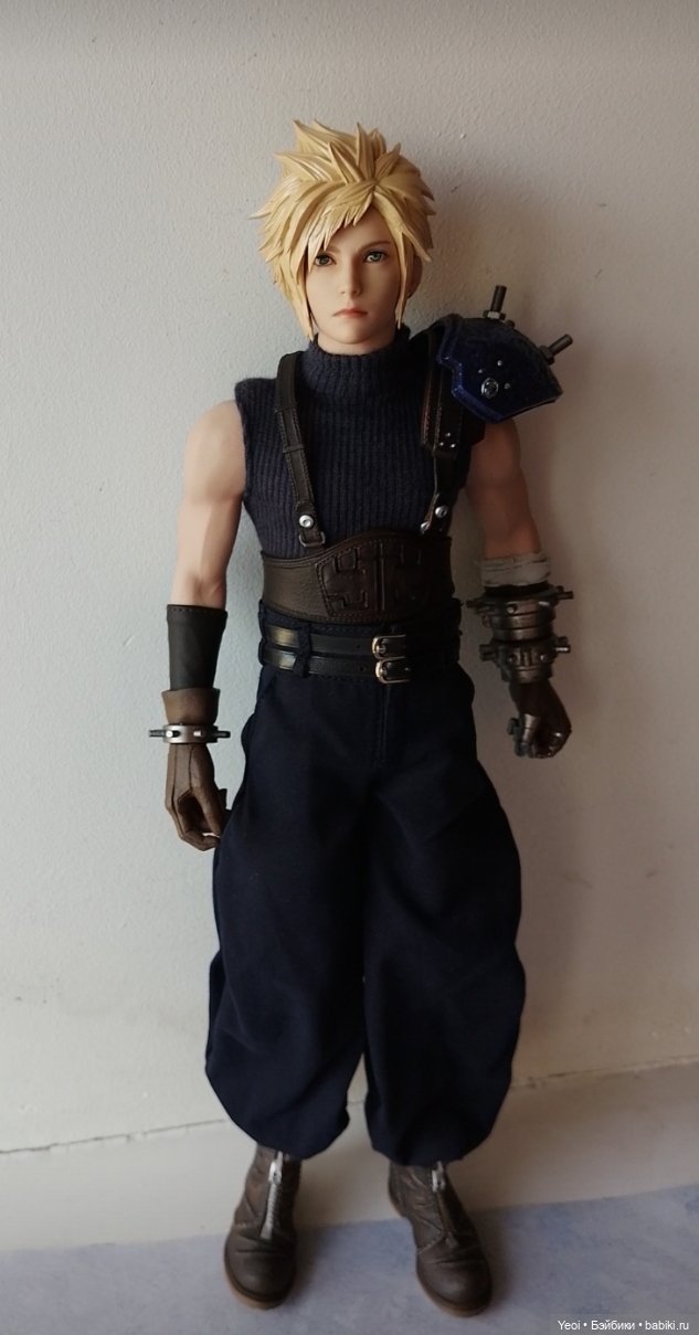 Фигурка, экшен модель Клауд Страйф. Cloud Strife. Final Fantasy VII Remake. Последняя фантазия 7.VTS Toys (Virtual Toys) масштаб 1/6