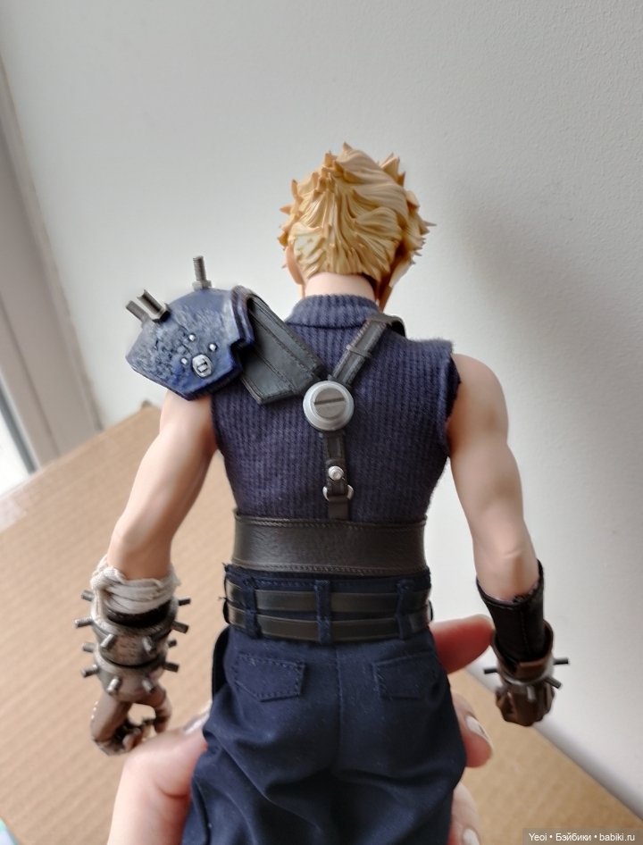 Фигурка, экшен модель Клауд Страйф. Cloud Strife. Final Fantasy VII Remake. Последняя фантазия 7.VTS Toys (Virtual Toys) масштаб 1/6