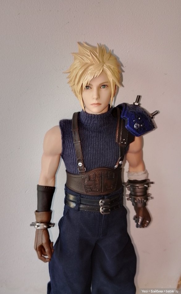 Фигурка, экшен модель Клауд Страйф. Cloud Strife. Final Fantasy VII Remake. Последняя фантазия 7.VTS Toys (Virtual Toys) масштаб 1/6