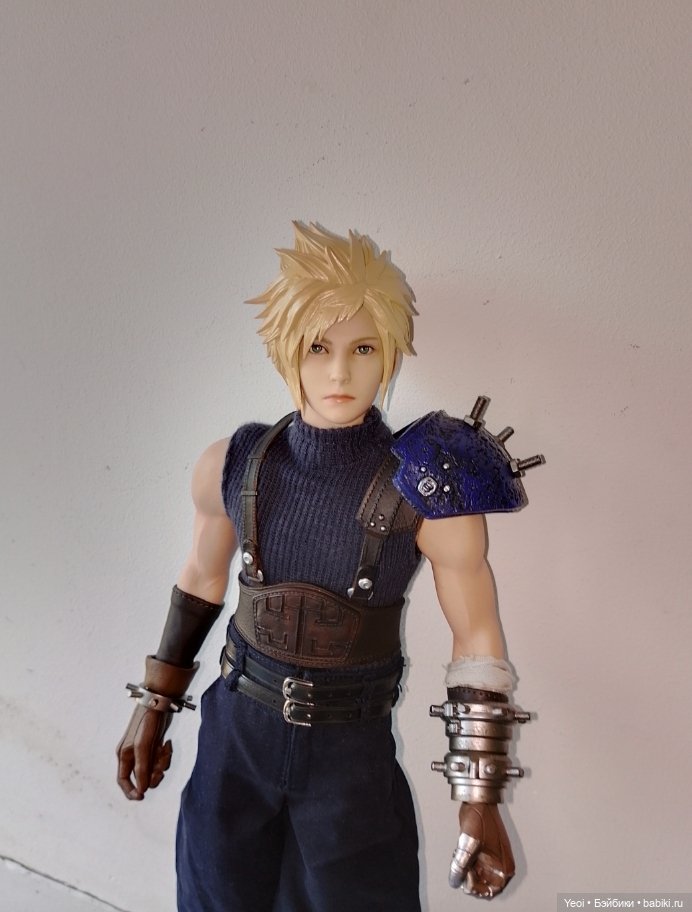Фигурка, экшен модель Клауд Страйф. Cloud Strife. Final Fantasy VII Remake. Последняя фантазия 7.VTS Toys (Virtual Toys) масштаб 1/6