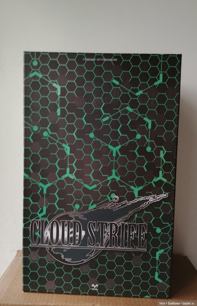 Фигурка, экшен модель Клауд Страйф. Cloud Strife. Final Fantasy VII Remake. Последняя фантазия 7.VTS Toys (Virtual Toys) масштаб 1/6