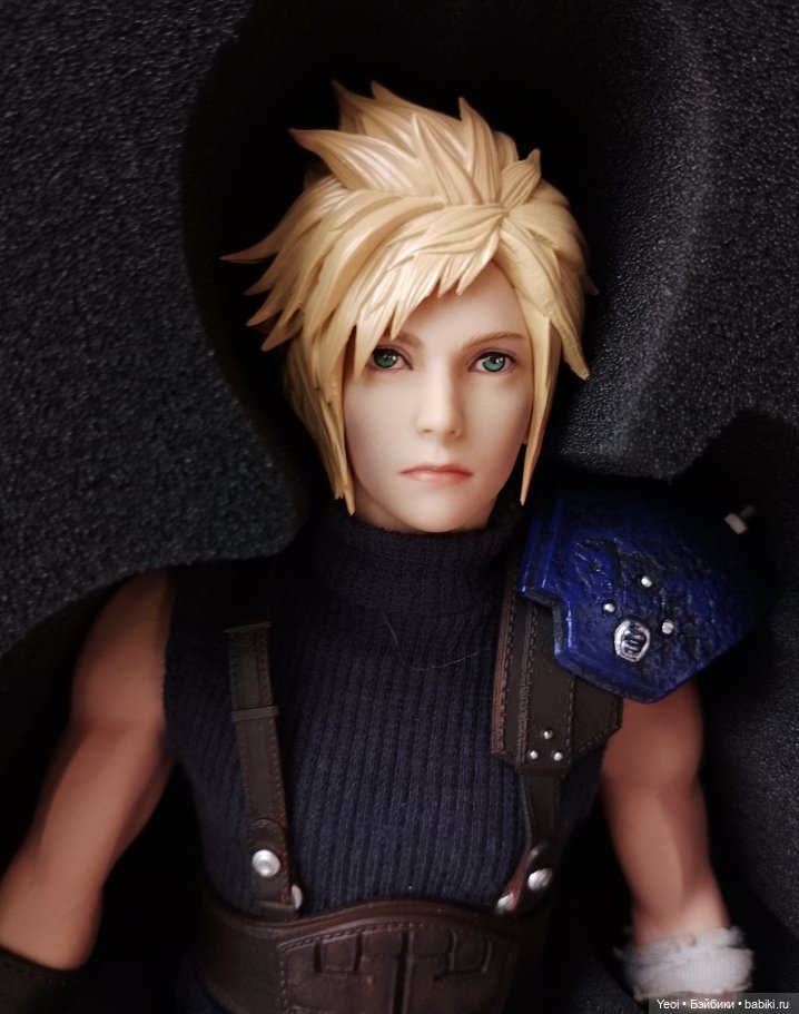 Фигурка, экшен модель Клауд Страйф. Cloud Strife. Final Fantasy VII Remake. Последняя фантазия 7.VTS Toys (Virtual Toys) масштаб 1/6 (фото 4)