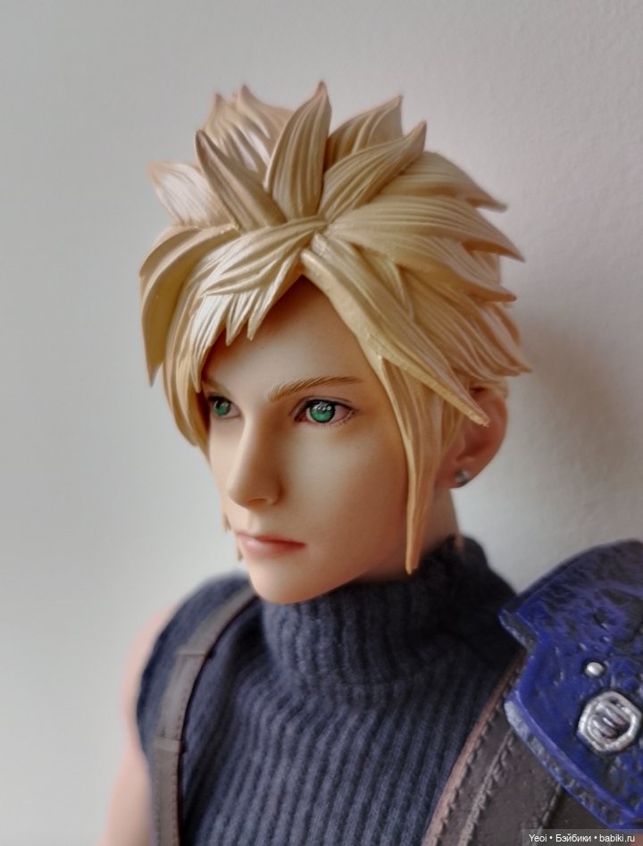 Фигурка, экшен модель Клауд Страйф. Cloud Strife. Final Fantasy VII Remake. Последняя фантазия 7.VTS Toys (Virtual Toys) масштаб 1/6