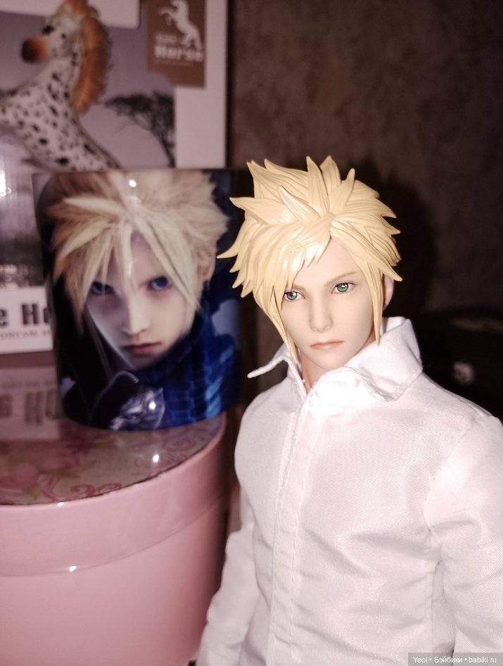 Гибрид. Голова Клауда Страйфа от VTS Toys (Virtual Toys) масштаб 1/6 на тело Damtoys