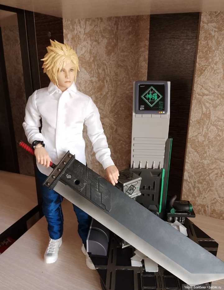 Гибрид. Голова Клауда Страйфа от VTS Toys (Virtual Toys) масштаб 1/6 на тело Damtoys