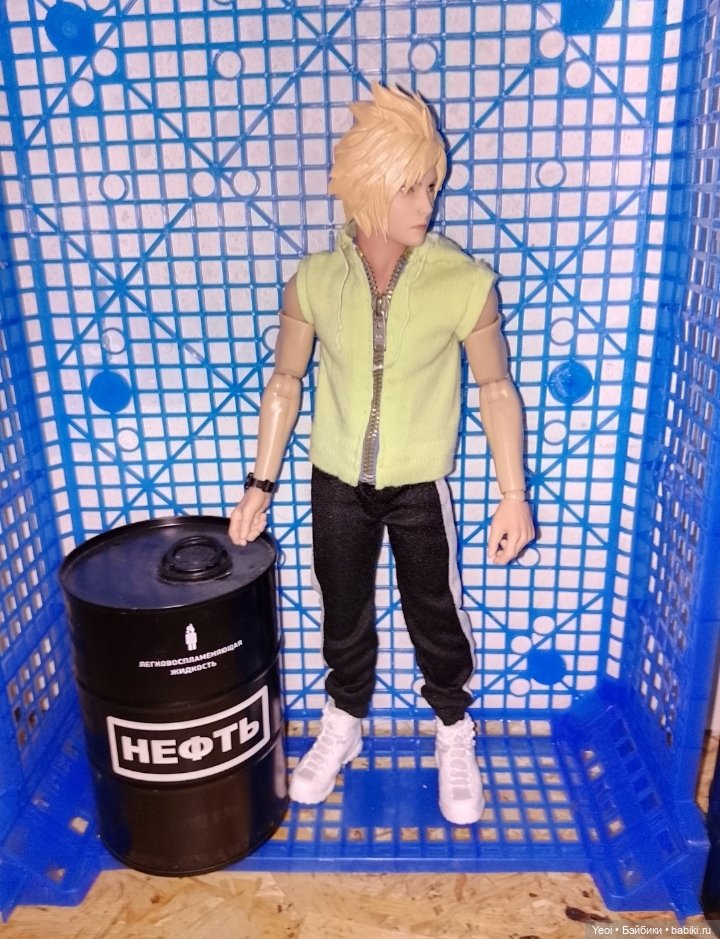 Фото моего красавца) Клауда Страйфа, 1/6. Последняя Фантазия 7. Cloud Strife (фото 7)