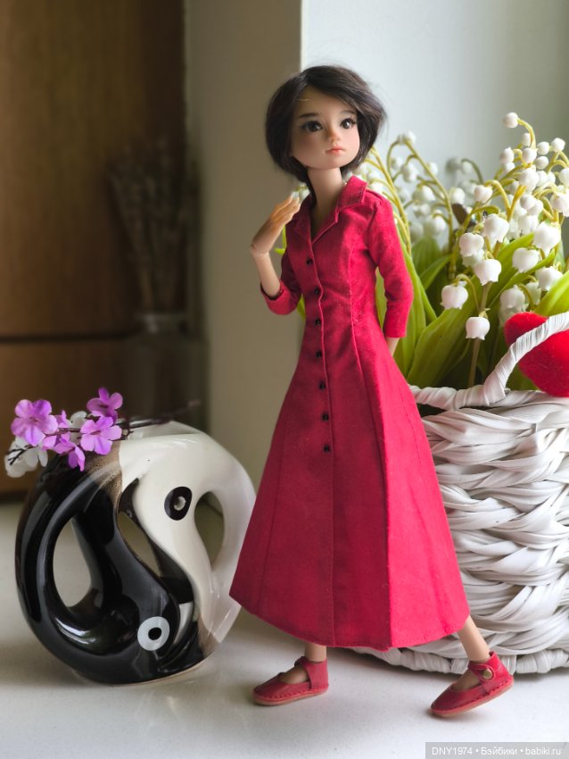 Чужие наряды — Куклы Milim Studio (Милим): российские БЖД (фото 4)