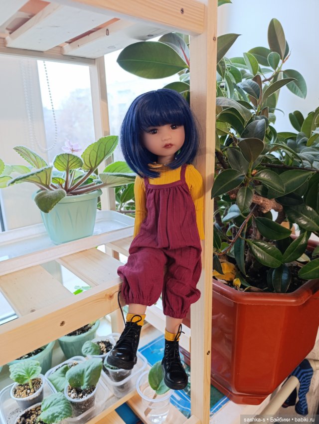 Харлоу от Руби Ред — Куклы Ruby Red (Руби Ред) Fashion Friends: Siblies (фото 2)