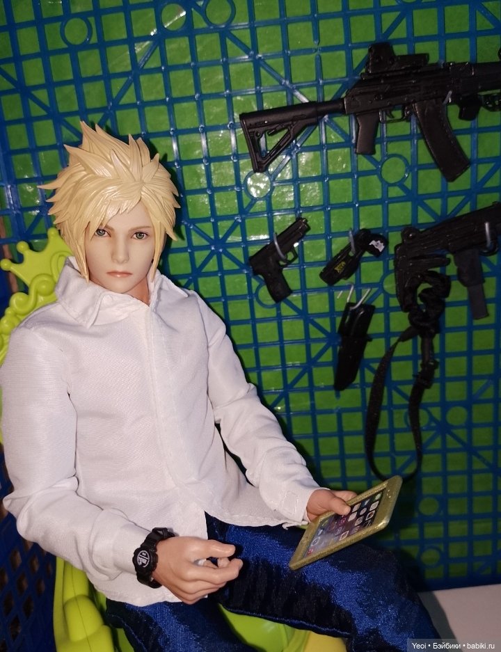 Клауд Страйф (Cloud Strife) и оружие 1/6