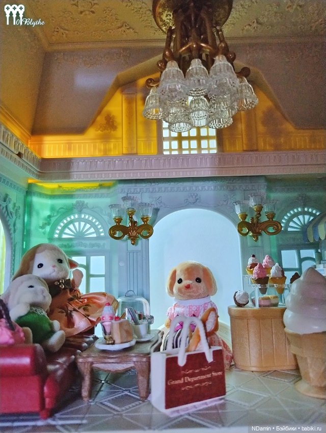 Мой "городок в шкафу" от Sylvanian Families